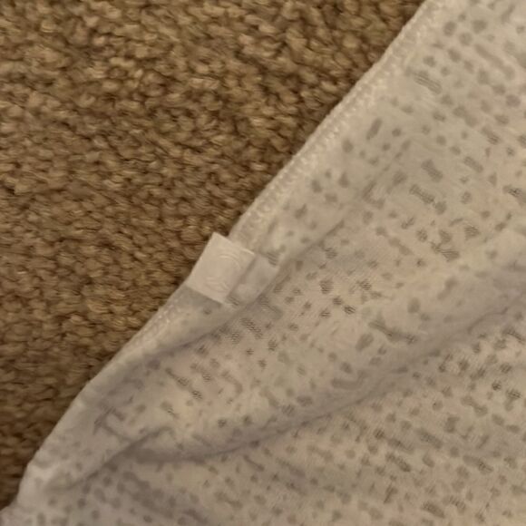 Lululemon Burnout Tank Fits Like 2/4 New - Picture 3 of 3